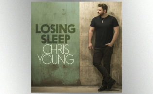 Watch Now: Chris Young explains the “cool factor” behind his latest #1 hit
